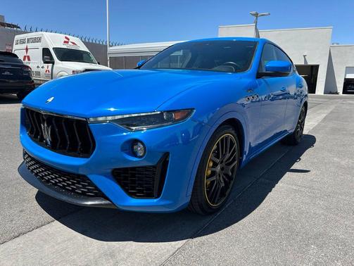 Azzuro Tributo (Blue) 2022 Maserati Levante Tributo