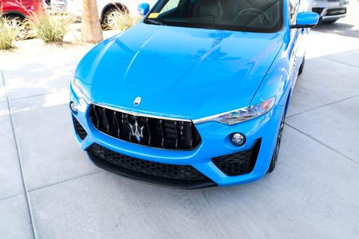 Azzuro Tributo (Blue) 2022 Maserati Levante Tributo