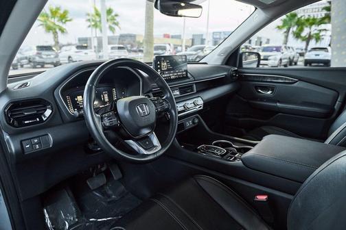 2023 Honda Pilot AWD Elite