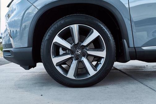 2023 Honda Pilot AWD Elite