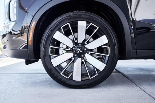 2025 Mitsubishi Outlander SE 2.5 2WD