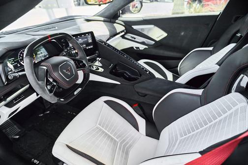 Carbon Flash Metallic 2023 Chevrolet Corvette Z06