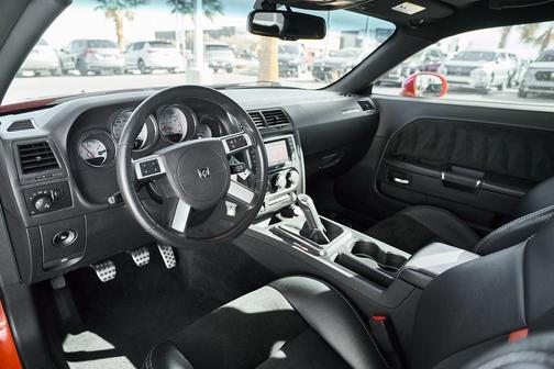 2009 Dodge Challenger SRT8