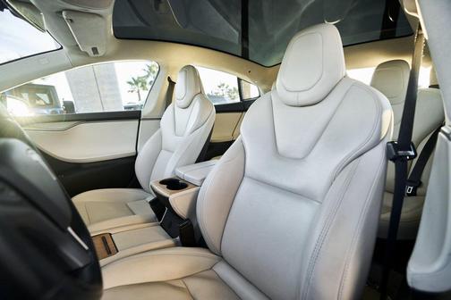 2018 Tesla Model S 100D