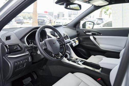 Alloy Silver Metallic 2026 Mitsubishi Eclipse Cross SEL