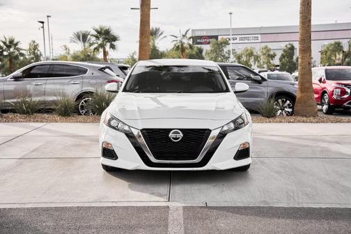 2022 Nissan Altima S FWD
