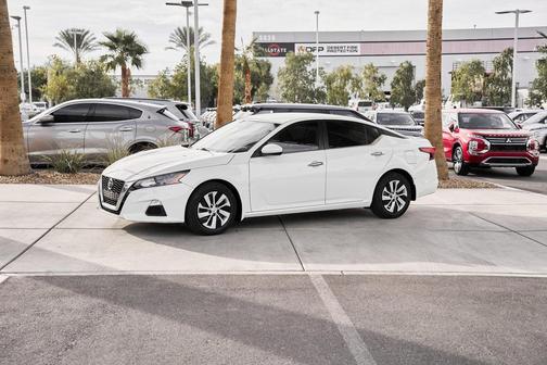 2022 Nissan Altima S FWD