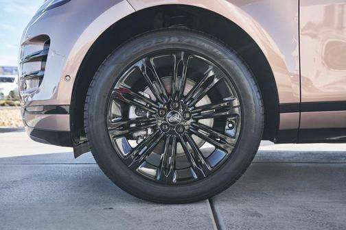 2024 Land Rover Range Rover Evoque Dynamic SE