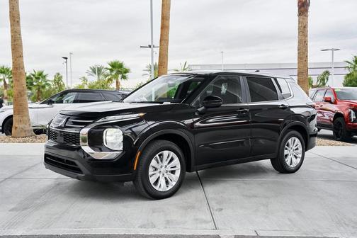 2025 Mitsubishi Outlander ES 2.5 S-AWC