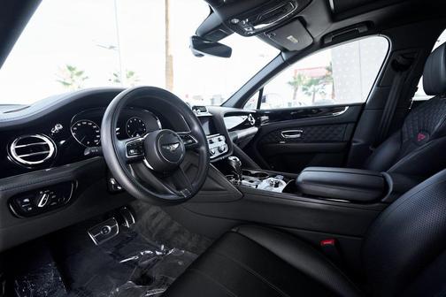 2022 Bentley Bentayga V8