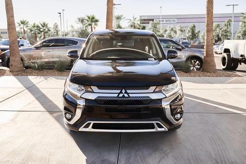 2020 Mitsubishi Outlander SE