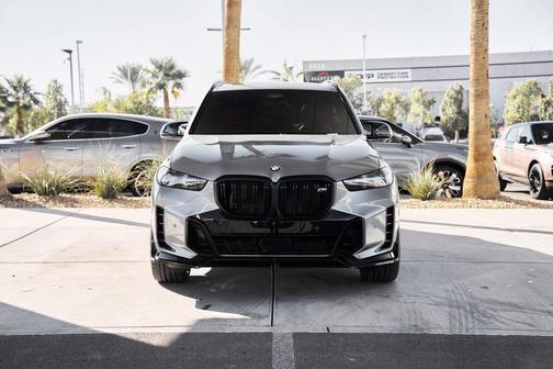 2025 BMW X5 M60i