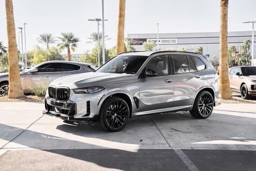 2025 BMW X5 M60i