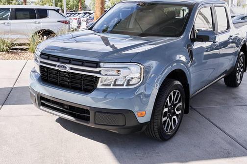 2023 Ford Maverick Lariat