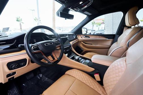 2022 Jeep Grand Cherokee L Summit Reserve