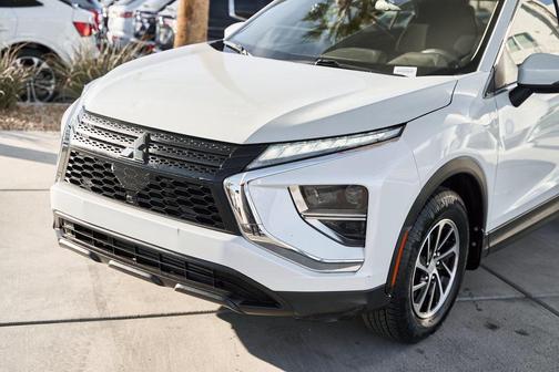 2022 Mitsubishi Eclipse Cross ES