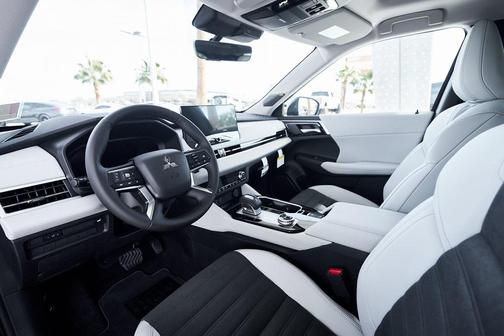 2025 Mitsubishi Outlander SE 2.5 S-AWC