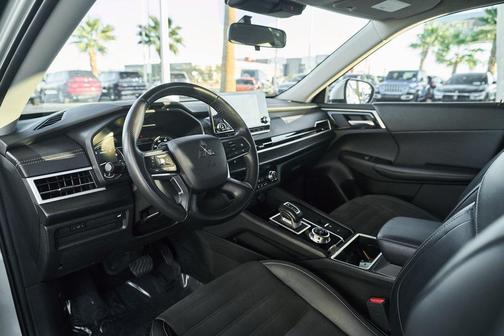 2024 Mitsubishi Outlander SE 2.5 2WD