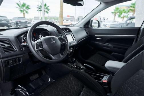 2024 Mitsubishi Outlander Sport 2.0 ES