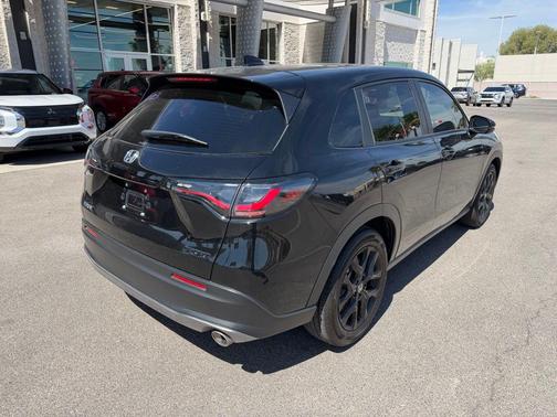 Crystal Black Pearl 2024 Honda HR-V Sport