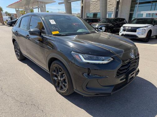 Crystal Black Pearl 2024 Honda HR-V Sport