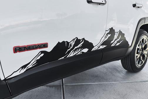 Alpine White Clearcoat 2023 Jeep Renegade Trailhawk