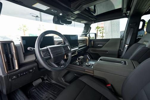 2025 GMC HUMMER EV SUV 3X