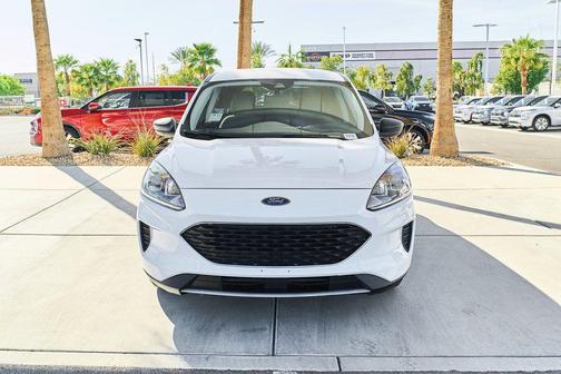 OXFORD WHITE 2022 Ford Escape SE