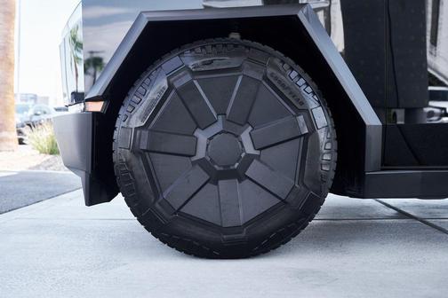 2024 Tesla Cybertruck All-Wheel Drive