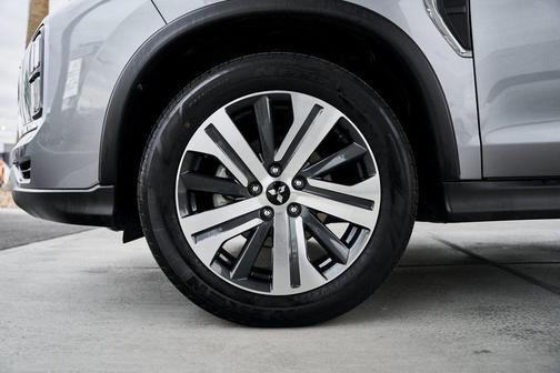 2024 Mitsubishi Outlander Sport SE