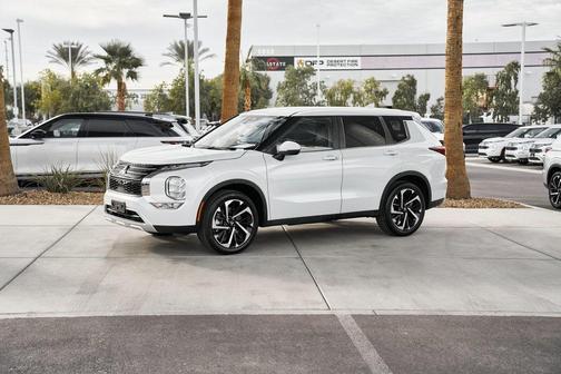2023 Mitsubishi Outlander SE Special Edition 2WD