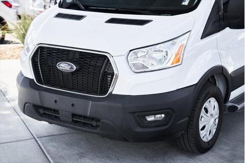 2022 Ford Transit-250 Base