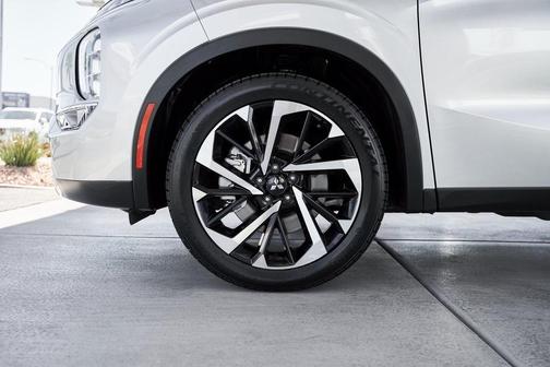 2024 Mitsubishi Outlander SE 2.5 2WD