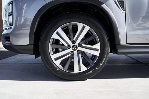 2025 Mitsubishi Outlander Sport SE