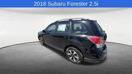 Crystal Black Silica 2018 Subaru Forester 2.5i