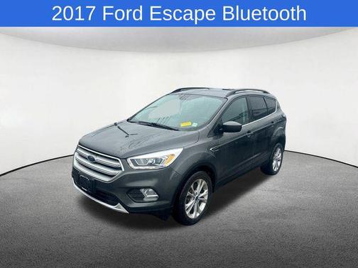 Magnetic Metallic 2017 Ford Escape SE