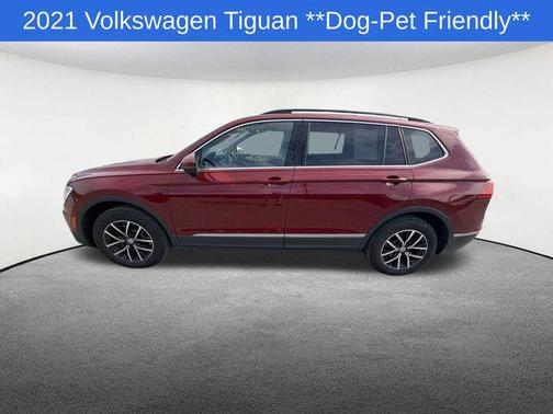 Cardinal Red Metallic 2021 Volkswagen Tiguan 2.0T SE 4MOTION