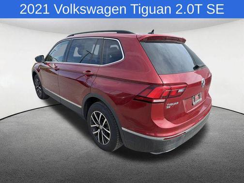 Cardinal Red Metallic 2021 Volkswagen Tiguan 2.0T SE 4MOTION