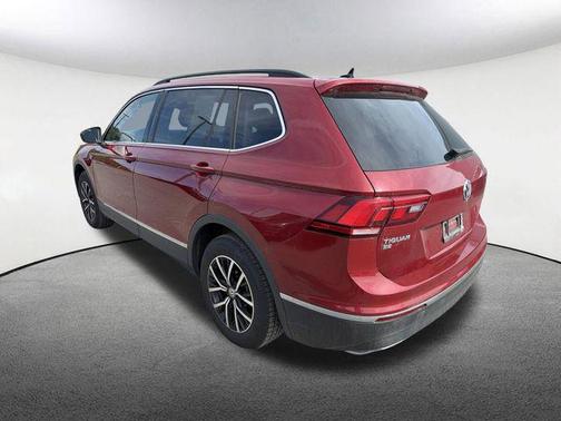 Cardinal Red Metallic 2021 Volkswagen Tiguan 2.0T SE 4MOTION
