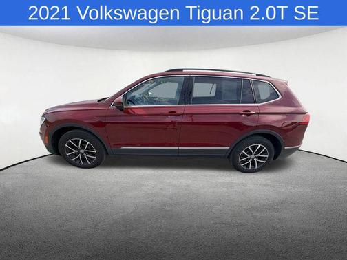 Cardinal Red Metallic 2021 Volkswagen Tiguan 2.0T SE 4MOTION