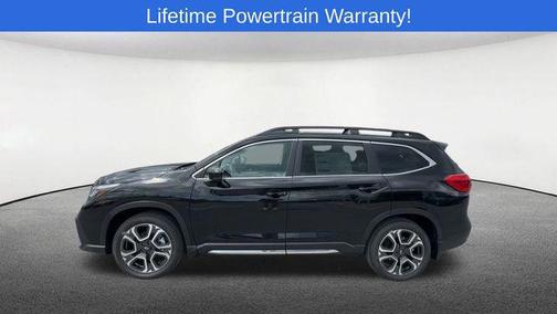 Crystal Black Silica 2026 Subaru Ascent Limited 7-Passenger