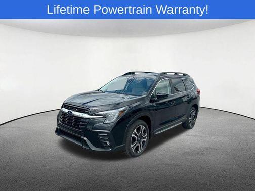 Crystal Black Silica 2026 Subaru Ascent Limited 7-Passenger