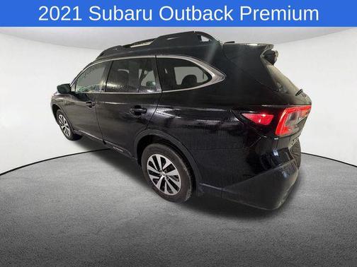 Crystal Black Silica 2021 Subaru Outback Premium