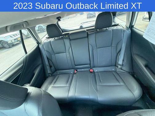 Crystal White Pearl 2023 Subaru Outback Limited XT