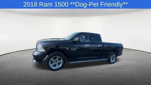 Brilliant Black Crystal Pearlcoat 2018 RAM 1500 Express