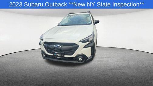 Crystal White Pearl 2023 Subaru Outback Onyx Edition