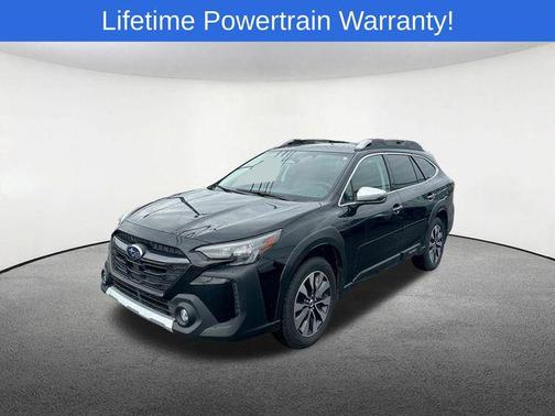Crystal Black Silica 2025 Subaru Outback Touring