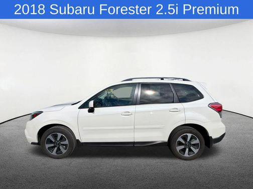 Crystal White Pearl 2018 Subaru Forester 2.5i Premium