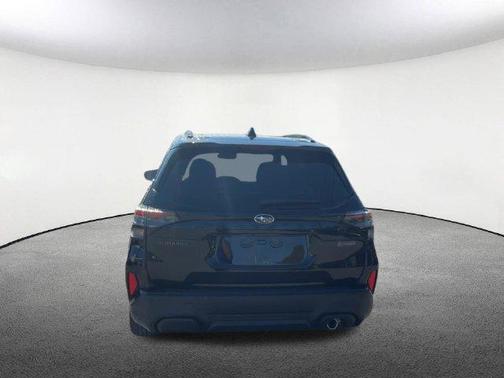 Crystal Black Silica 2026 Subaru Forester Hybrid Touring