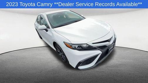 Ice Cap 2023 Toyota Camry SE